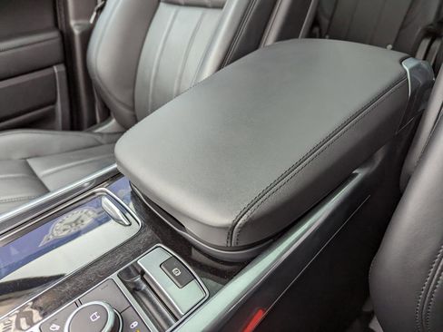 Used 2021 Land Rover Range Rover Sport HSE Silver Edition image 26