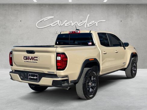 Used 2024 GMC Canyon Elevation w/ Convenience Package image 19
