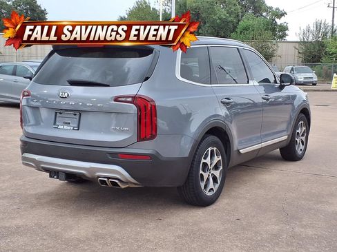 Used 2021 Kia Telluride EX w/ Towing Package FWD image 4
