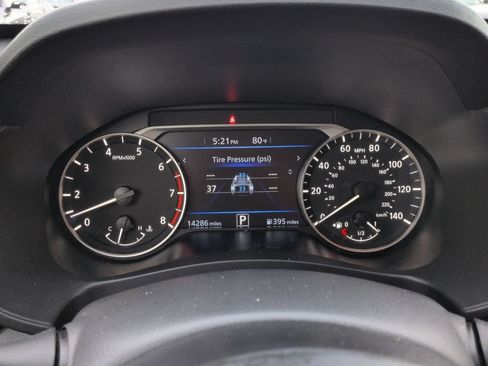 Used 2025 Nissan Altima 2.5 SV FWD image 16