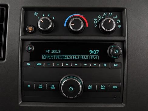 Used 2025 GMC Savana 2500 w/ Driver Convenience Package RWD image 30