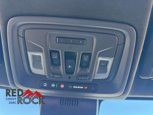 Used 2025 GMC Sierra 3500 Denali Ultimate AWD/4WD image 27