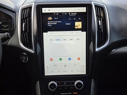 Used 2022 Ford Edge Titanium w/ Equipment Group 301A AWD/4WD image 16