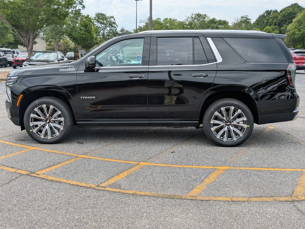 New 2026 Chevrolet Tahoe High Country RWD image 7