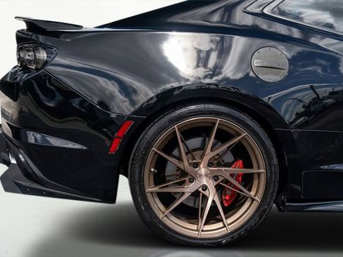 Used 2019 Chevrolet Camaro SS image 39