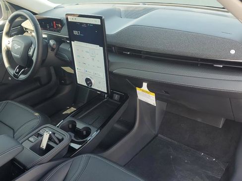 New 2025 Ford Mustang Mach-E Premium image 22