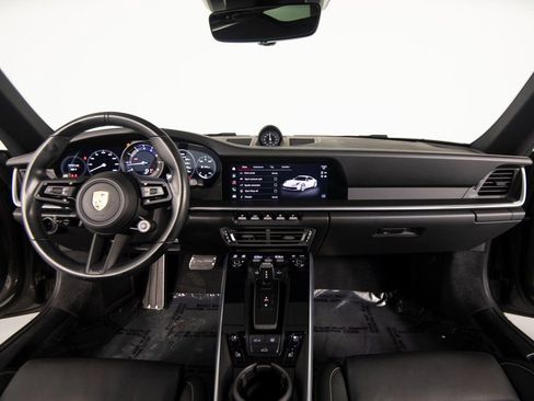 Certified 2022 Porsche 911 Carrera 4S image 34