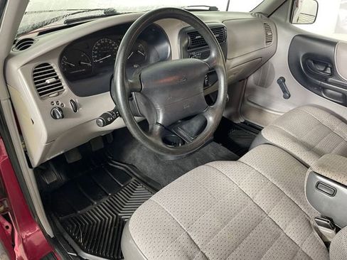 Used 1996 Ford Ranger XL image 3