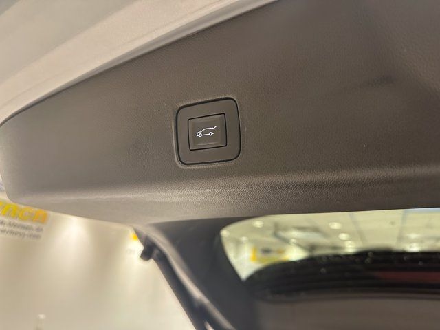 Used 2025 Chevrolet TrailBlazer RS w/ Convenience Package AWD/4WD image 17