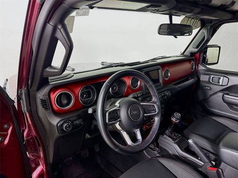 Used 2021 Jeep Gladiator Rubicon w/ Safety Group image 9
