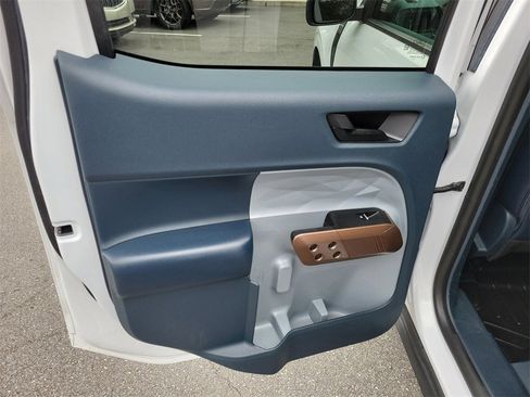 Used 2024 Ford Maverick Lariat image 42