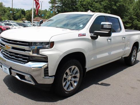 Used 2020 Chevrolet Silverado 1500 LTZ w/ LTZ Plus Package image 3