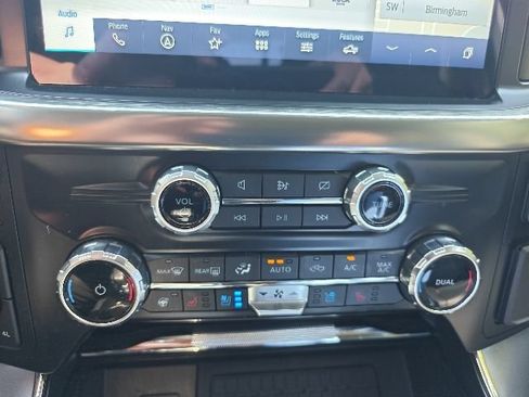 Used 2023 Ford F150 Lariat w/ Trailer Tow Package AWD/4WD image 11