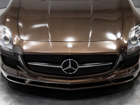 Used 2014 Mercedes-Benz SLS AMG GT Coupe image 40