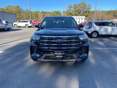 New 2026 Ford Explorer Active image 3