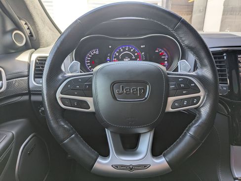 Used 2019 Jeep Grand Cherokee Trackhawk AWD/4WD image 12