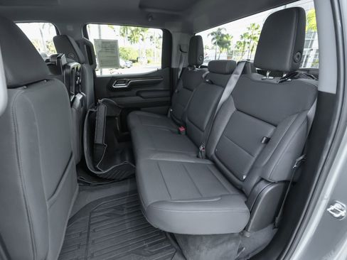 Used 2024 GMC Sierra 1500 Elevation image 35