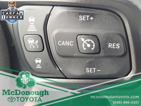 Used 2026 Jeep Gladiator Mojave AWD/4WD image 27