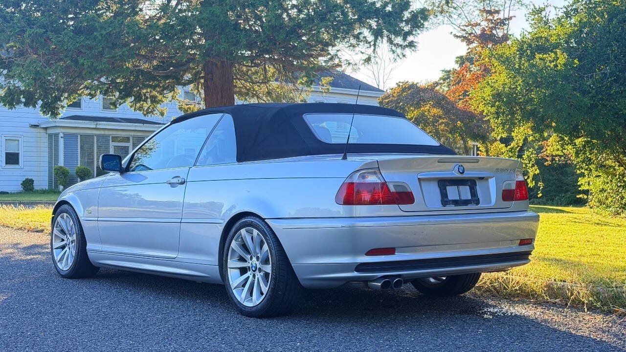 Used 2002 BMW 330Ci Convertible RWD image 3