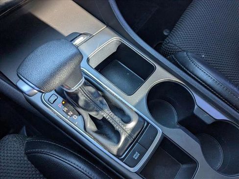 Used 2019 Kia Optima S image 10