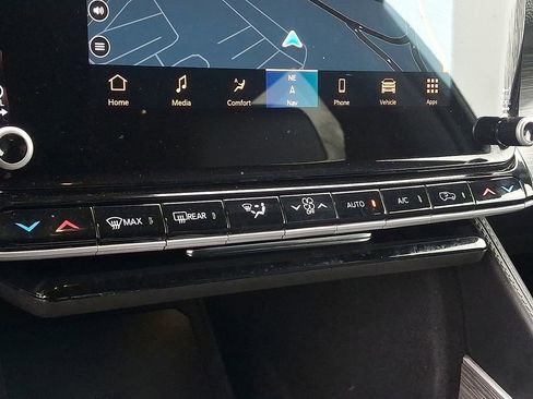 Used 2024 Jeep Wagoneer Series II image 15