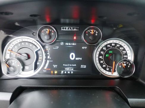 Used 2019 RAM 1500 Big Horn image 17