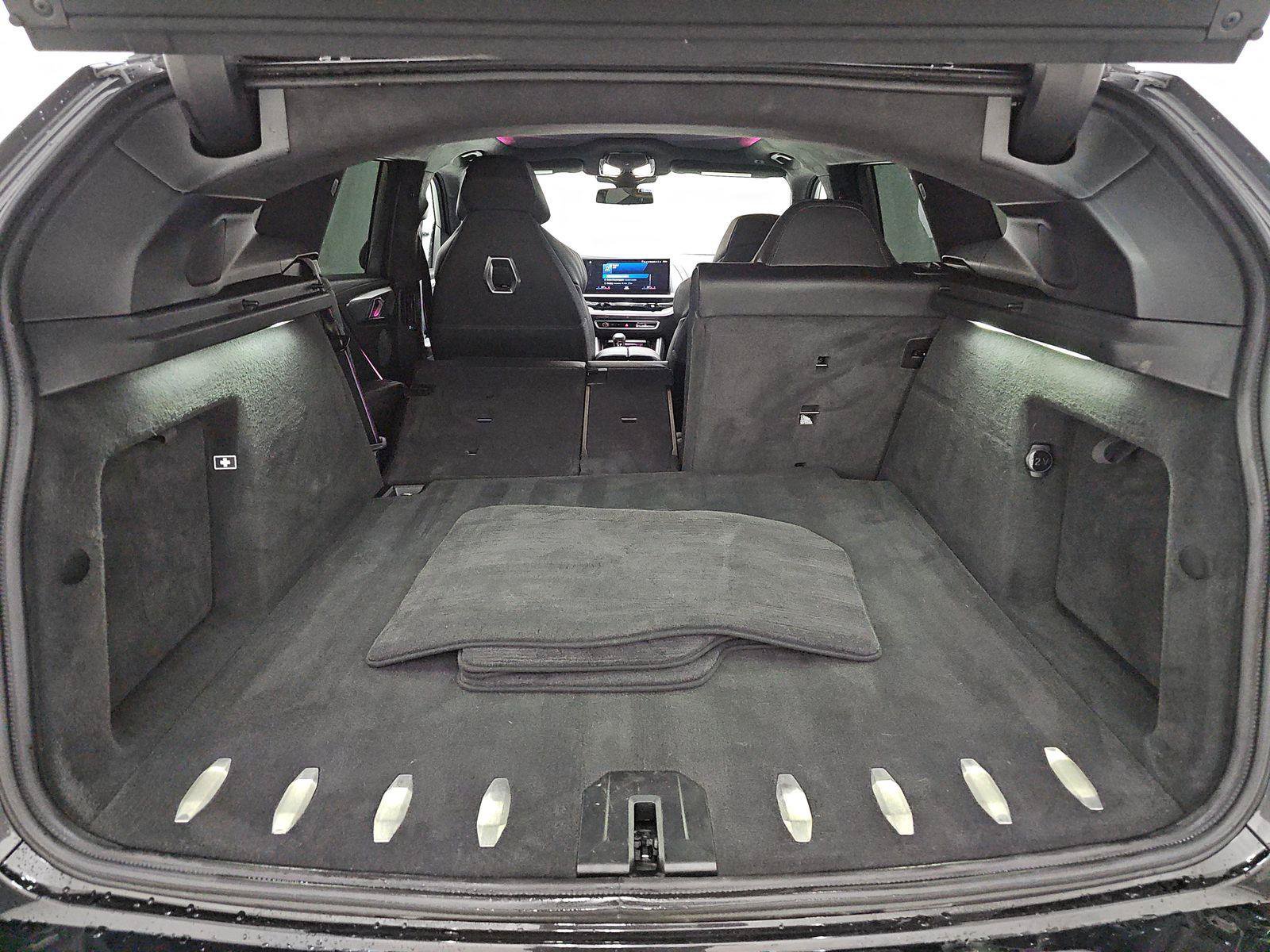 Certified 2023 BMW XM AWD/4WD image 15