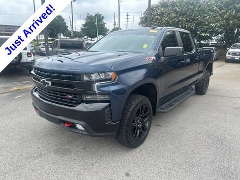 Used 2021 Chevrolet Silverado 1500 LT Trail Boss w/ Bed Protection Package AWD/4WD image 8