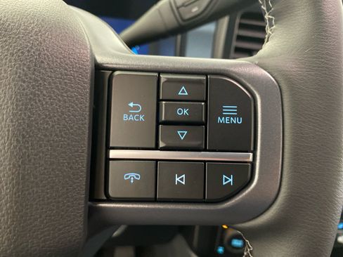 New 2026 Ford F250 Lariat w/ Black Appearance Package AWD/4WD image 21