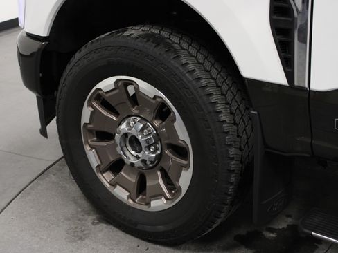 Used 2025 Ford F350 King Ranch image 10