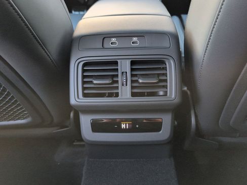 New 2025 Audi SQ5 Premium Plus image 21