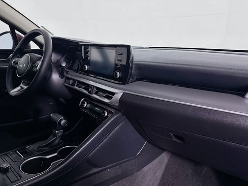 Used 2023 Kia K5 LXS image 29