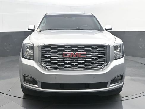 Used 2018 GMC Yukon XL Denali w/ Denali Ultimate Package AWD/4WD image 10