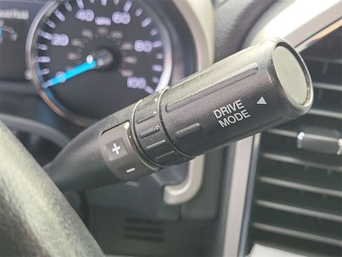 Used 2022 Ford F250 Lariat w/ Tremor Off-Road Package image 16