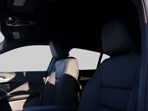 Certified 2025 BMW X2 xDrive28i w/ Technology Package image 43