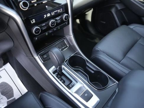 Used 2022 Subaru Ascent Limited w/ Technology Package image 28