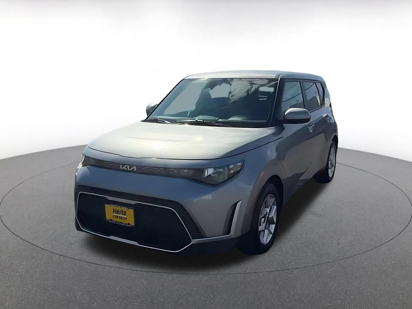 Used 2025 Kia Soul LX w/ LX Technology Package FWD image 6