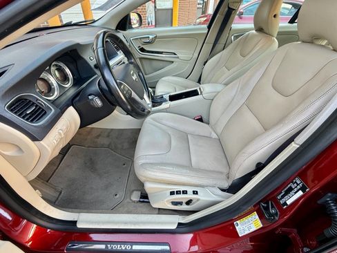 Used 2013 Volvo S60 T5 Premier image 11