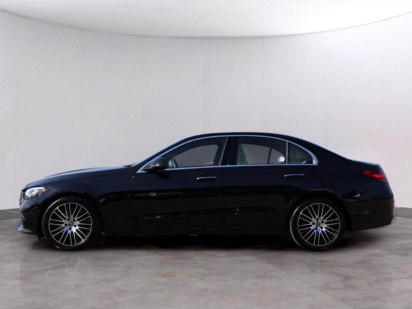Certified 2026 Mercedes-Benz C 300 4MATIC Sedan image 4