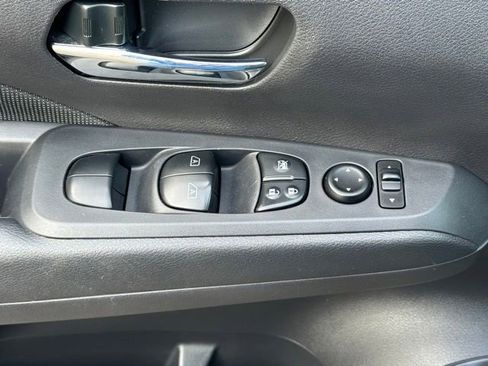 Certified 2024 Nissan Kicks SV FWD image 21