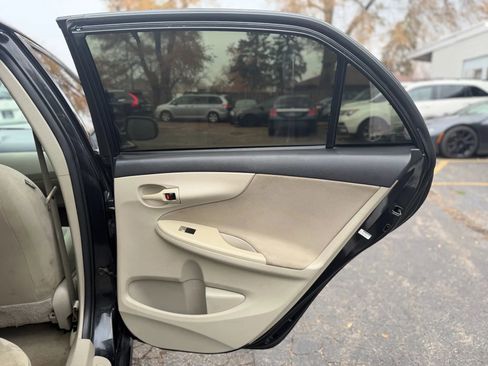 Used 2013 Toyota Corolla L image 26