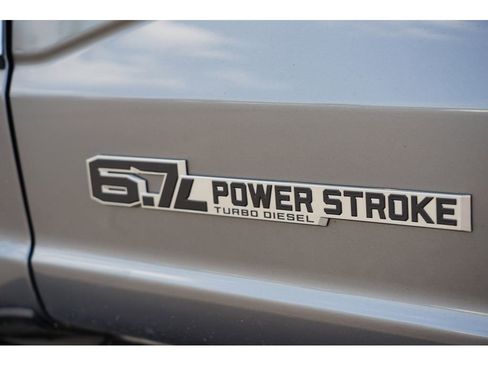 Used 2023 Ford F250 XLT image 26