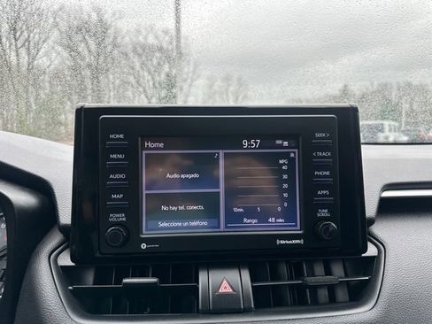 Used 2021 Toyota RAV4 LE AWD/4WD image 38