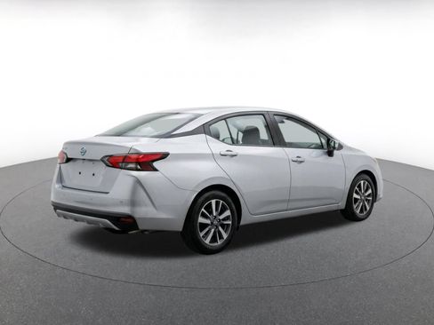 Used 2025 Nissan Versa SV FWD image 11