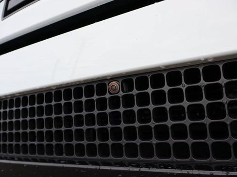 Used 2023 Land Rover Defender 130 X-Dynamic SE AWD/4WD image 6