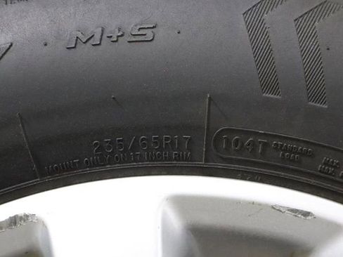 Used 2018 Chrysler Pacifica Touring-L Plus w/ Tire & Wheel Group FWD image 43