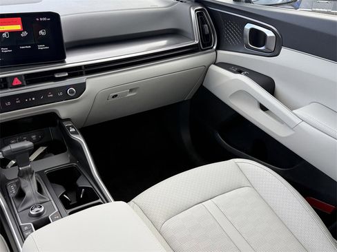 New 2026 Kia Sorento S w/ S Panoramic Sunroof Package image 16