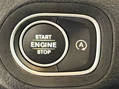 Used 2022 Mercedes-Benz GLE 350 4MATIC image 35