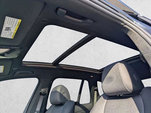 Used 2022 BMW X5 xDrive40i w/ Parking Assistance Package image 16