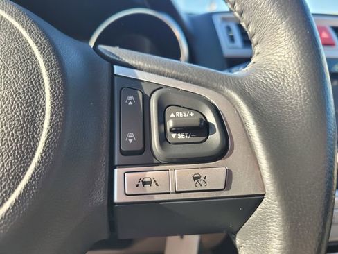 Used 2017 Subaru Outback 2.5i Premium image 27